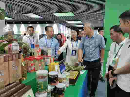 贵州中药材产业拳头产品亮相第十五届旅发大会