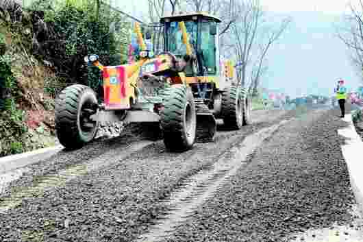 贵州公路建设奏响“复工曲”