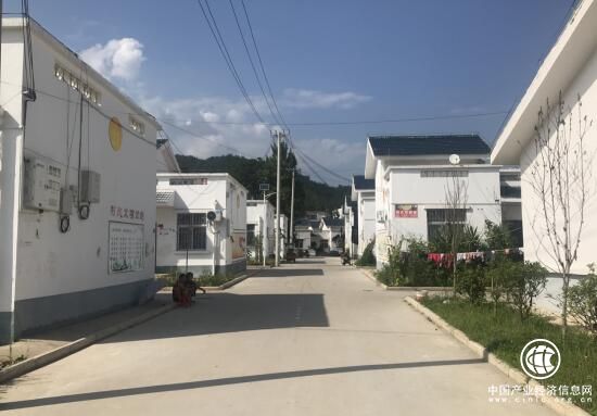 河南南召县乔端镇:易地搬迁挪穷窝 安居乐业有奔头