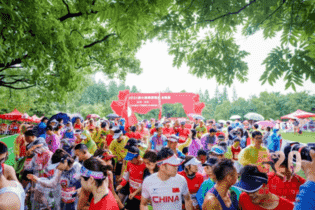 千氧CC袜现身西湖玫瑰跑,释放硬核黑科技魅力
