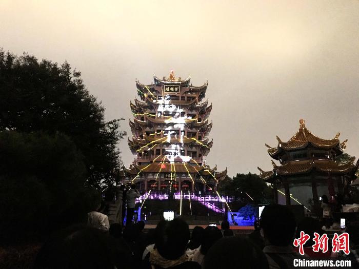 武汉启动夜游消费季 涵盖24个重点夜游区域和项目