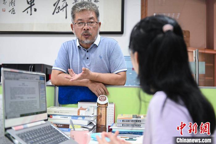 专家蓝海林:广东企业应聚焦主业,以“精进化”促转型升级