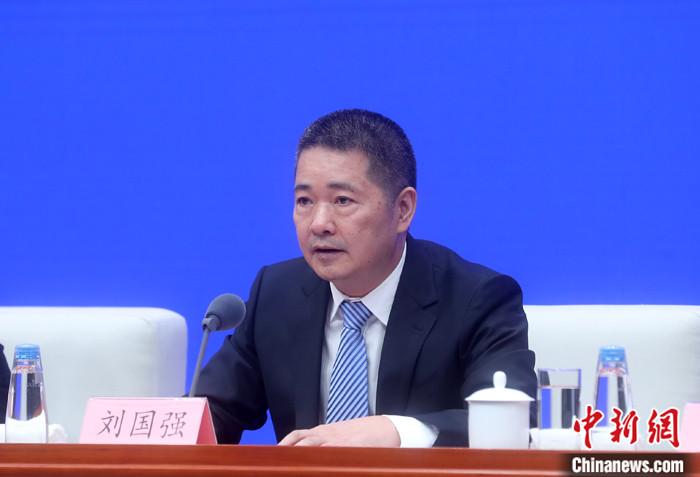 中国央行LPR改革一周年 贷款利率明显下降