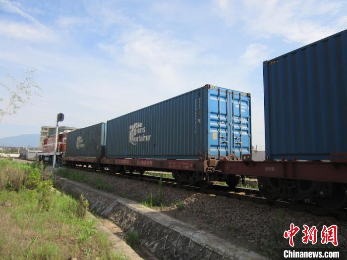金华中欧班列始发回程双向线路按下“加速键”
