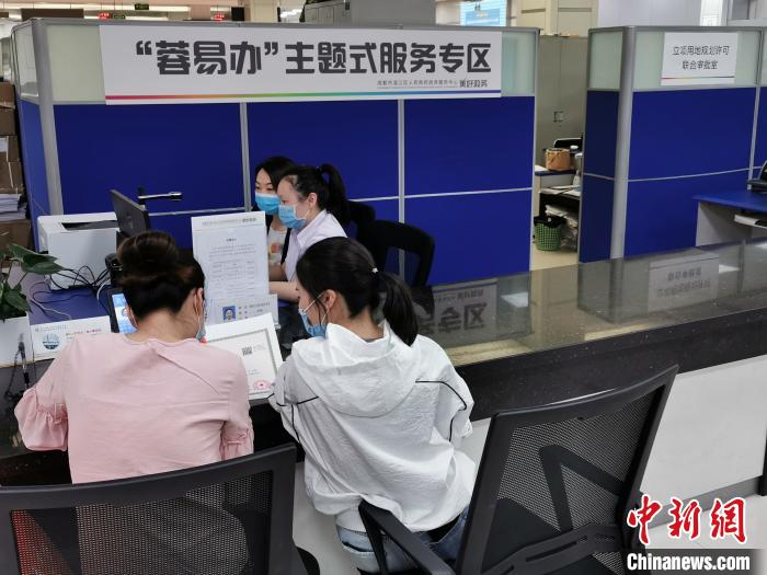 柔性执法、便民利民 成都打出精细化管理服务“组合拳”夺取“双胜利”