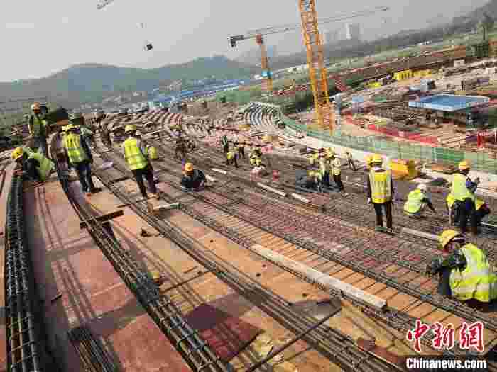 粤第16届运动会主场馆完成主体施工近六成